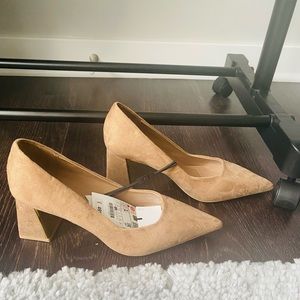 Zara Tan 6 1/2